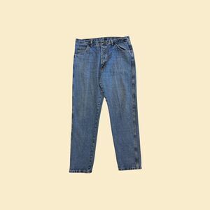 2000s Wrangler 36x31.5 denim pants, vintage Y2K straight leg medium wash jeans